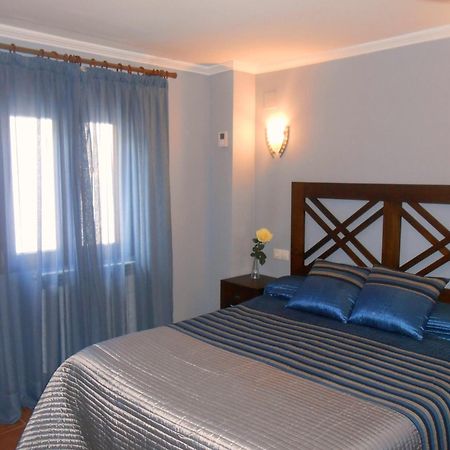 Casa Navarrete El Cuervo  Esterno foto